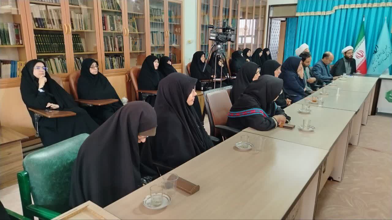 شعر آیینی، سلاح نرم جبهه حق در نبرد با ظلم
