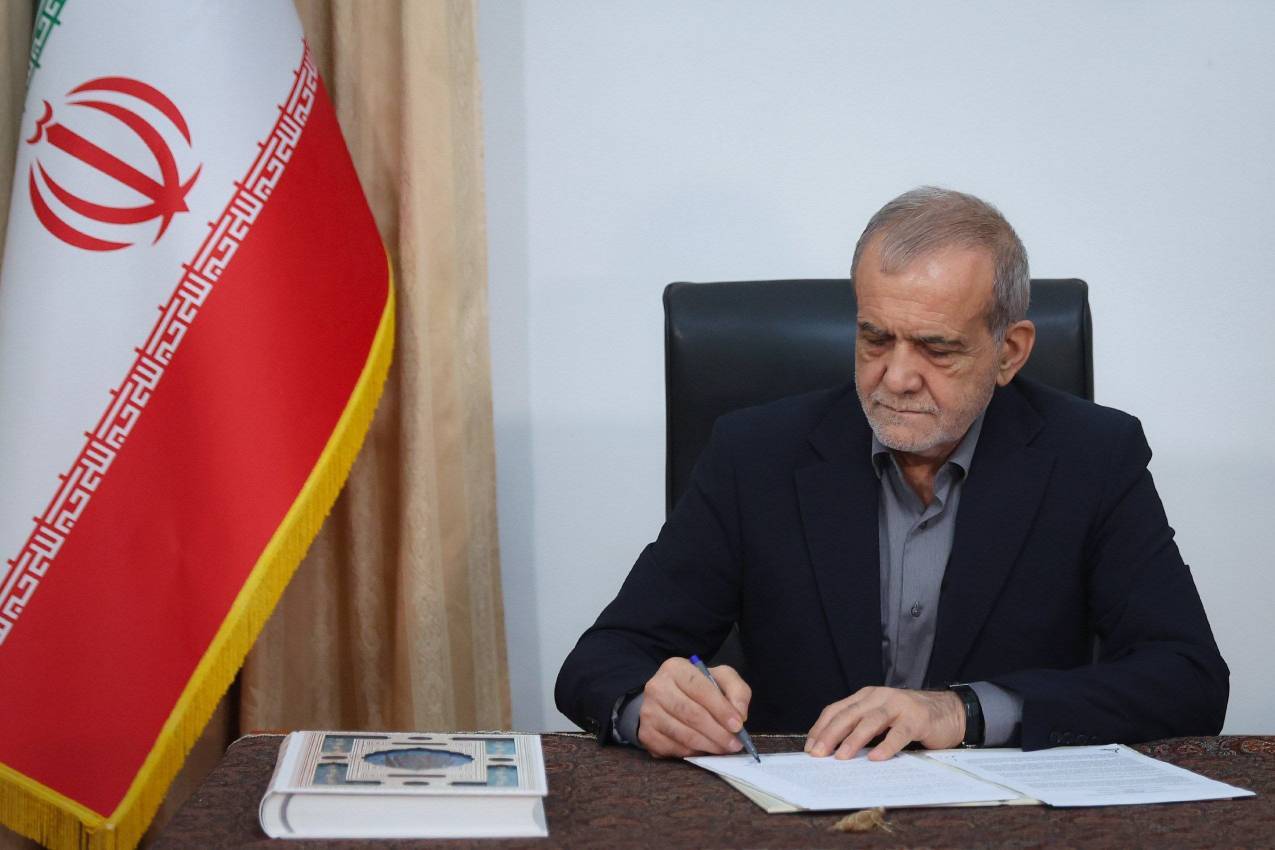 توافق ایران و آمریکا پیامی از ایران مقتدر است توافق ایران و آمریکا پیامی از ایران مقتدر است