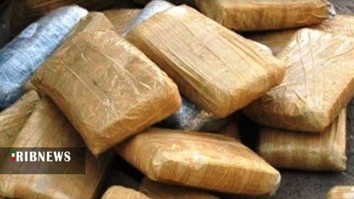 کشف بیش از ۲۲ کیلوگرم تریاک در محورهای مواصلاتی قم کشف بیش از ۲۲ کیلوگرم تریاک در محورهای مواصلاتی قم