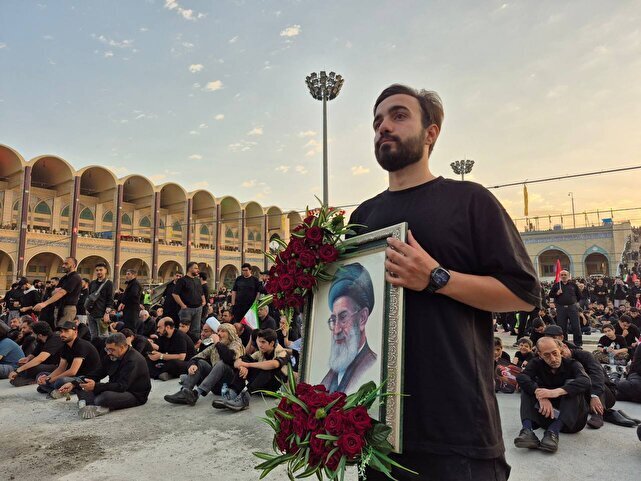 مراسم وداع با امام شهید در کرمانشاه مراسم وداع با امام شهید در کرمانشاه