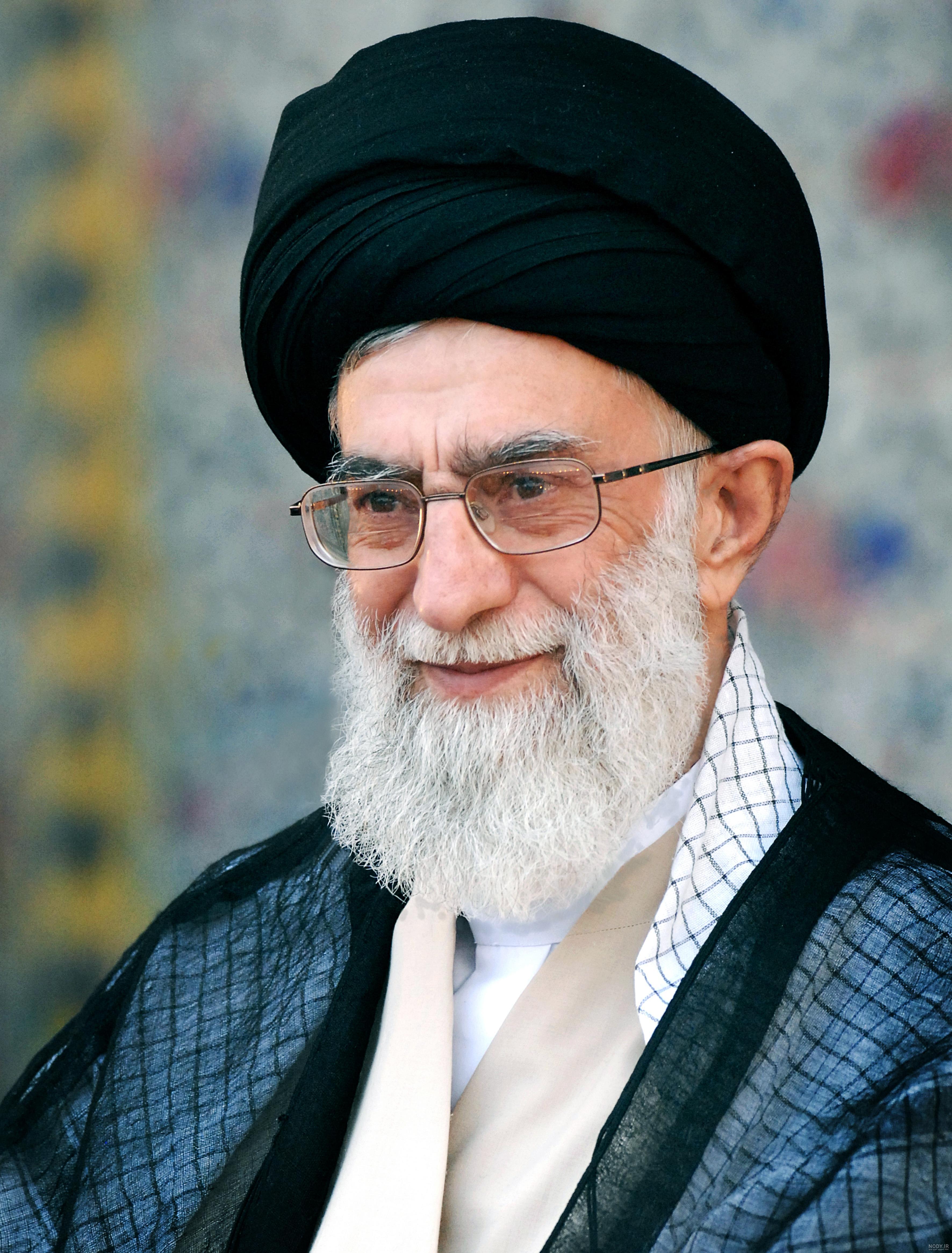 آغاز عملیات آمادهسازی مسیر تشییع رهبر شهید در مشهد آغاز عملیات آمادهسازی مسیر تشییع رهبر شهید در مشهد