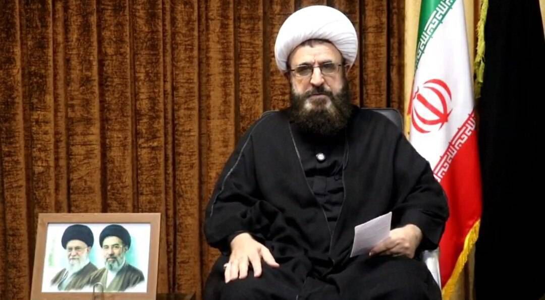 نقطه سیاه در زندگی رهبر شهید و فرزندان ایشان یافت نمیشود نقطه سیاه در زندگی رهبر شهید و فرزندان ایشان یافت نمیشود