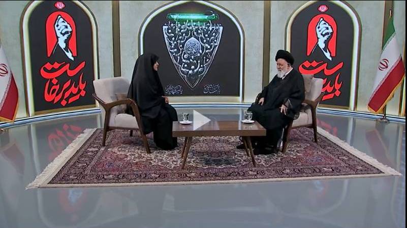 قبل از شهادت قائد، نظر اداره کشور بر روی آیت الله سید مجتبی خامنه‌ای بود