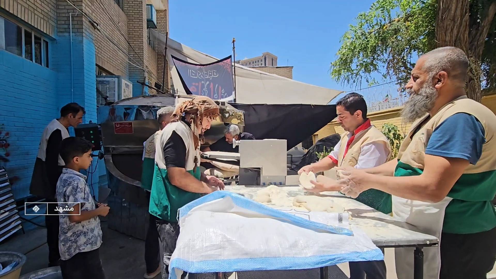 خدمات موکب جهادی شهدای طالخونچه مبارکه در مشهد مقدس