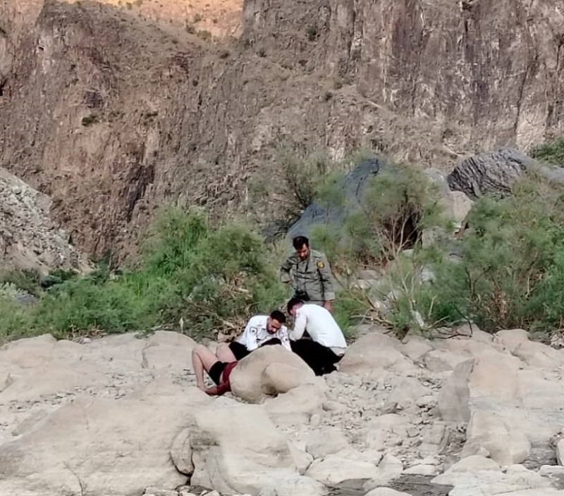 نجات جان طبیعتگرد در منطقه حفاظتشده دربند مشکول اردبیل نجات جان طبیعتگرد در منطقه حفاظتشده دربند مشکول اردبیل