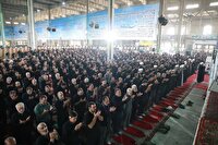 اقامه نماز ظهر عاشورا در سمنان