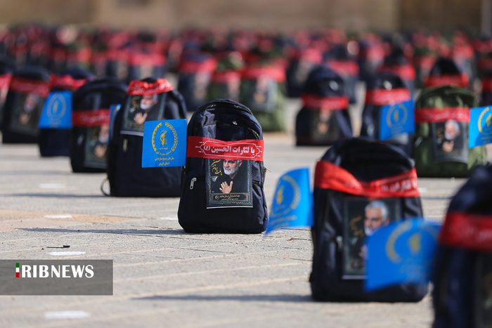 اهدای ۱۰ هزار بسته لوازم التحریر به دانش آموزان نیازمند قزوین